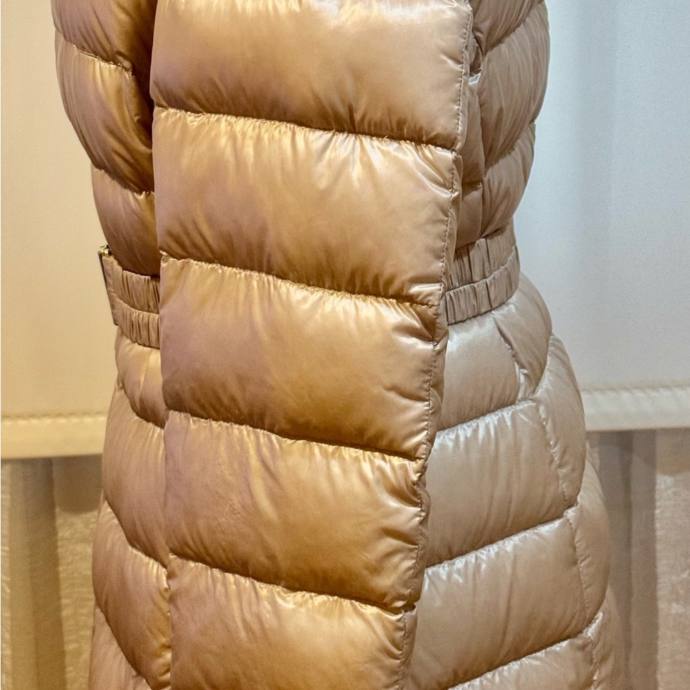 Herno Shimmering Gold Puffer Jacket with detachable Fox Fur Collar - Picture 10 of 16